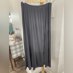 Grey stretchy Maxi skirt